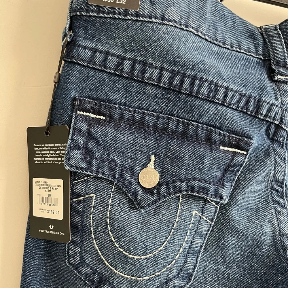 True Religion GENO Relaxed Slim Jeans 30 Medium Wash NWT